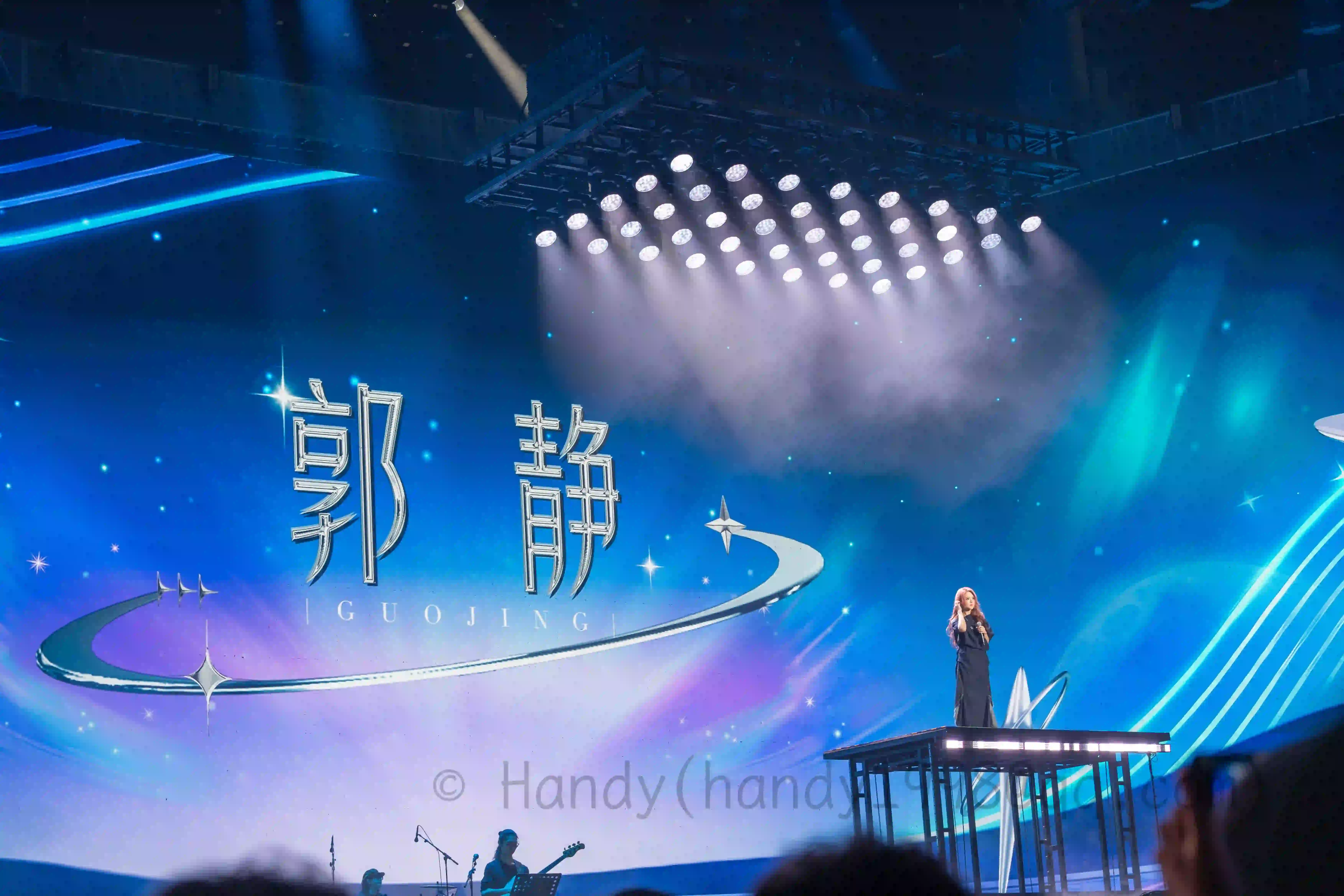 <h2 class='text-xl text-white'>郭静</h2>