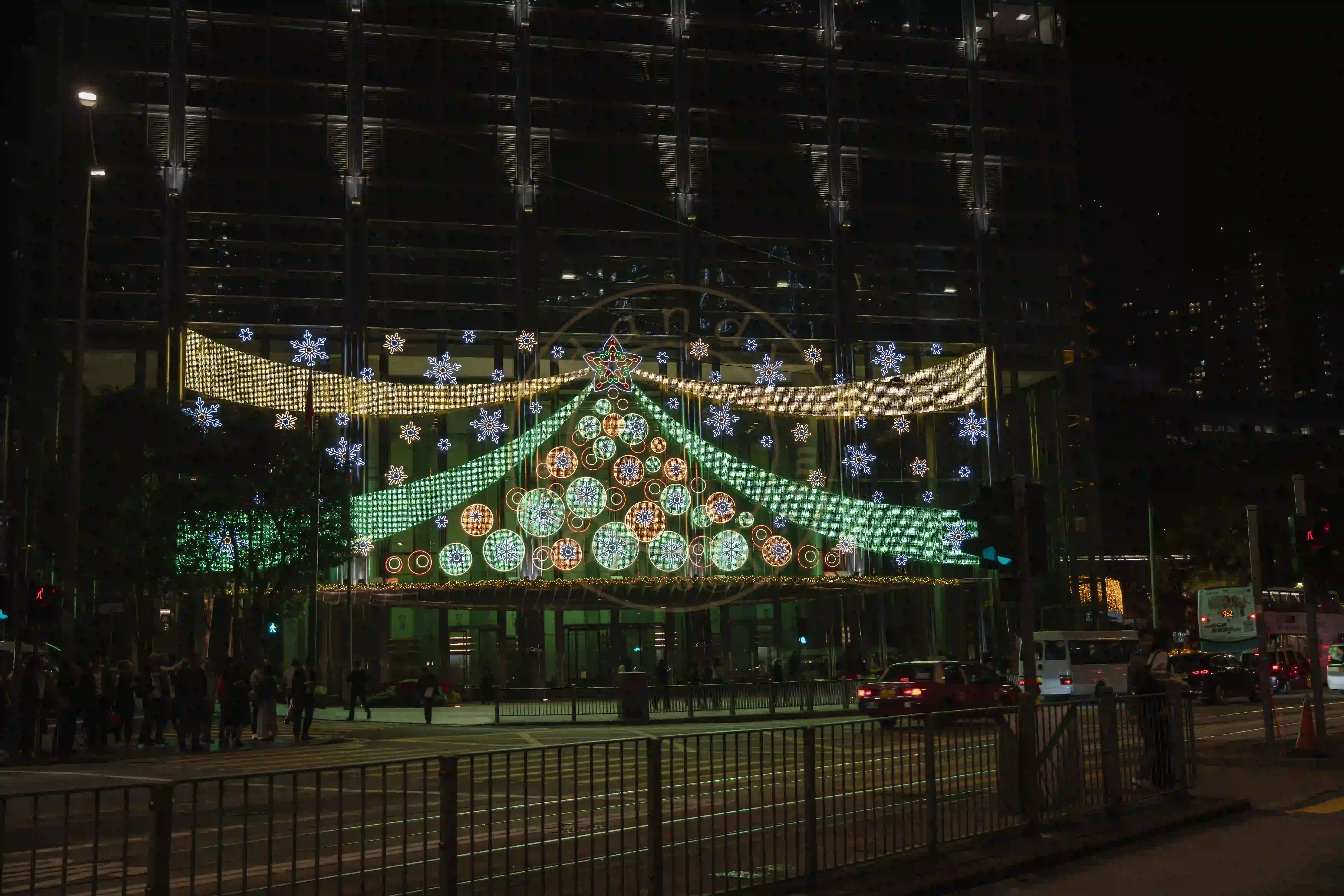 <h2 class='text-xl text-white'>美利道附近2</h2>