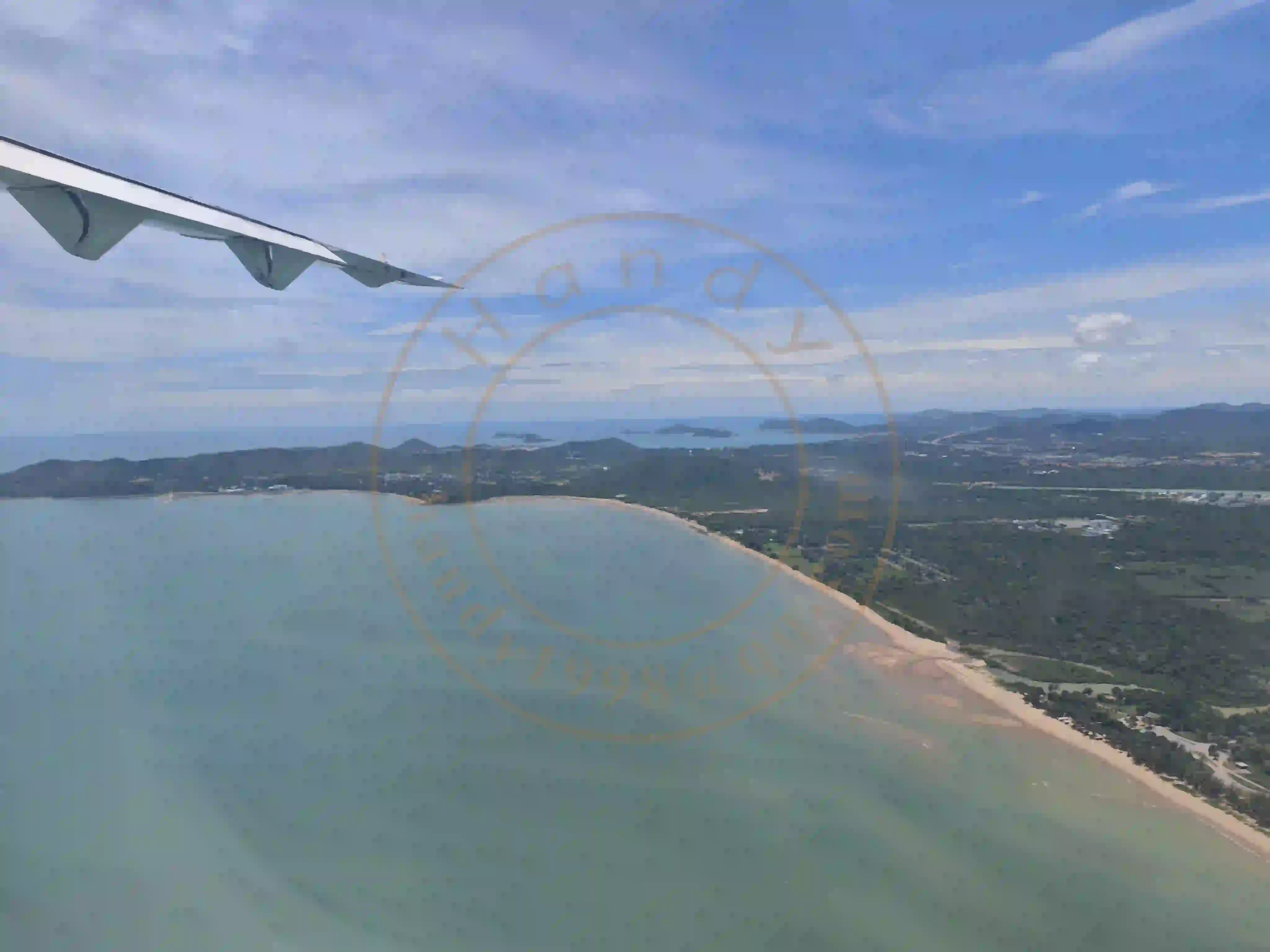 <h2 class='text-xl text-white'></h2>