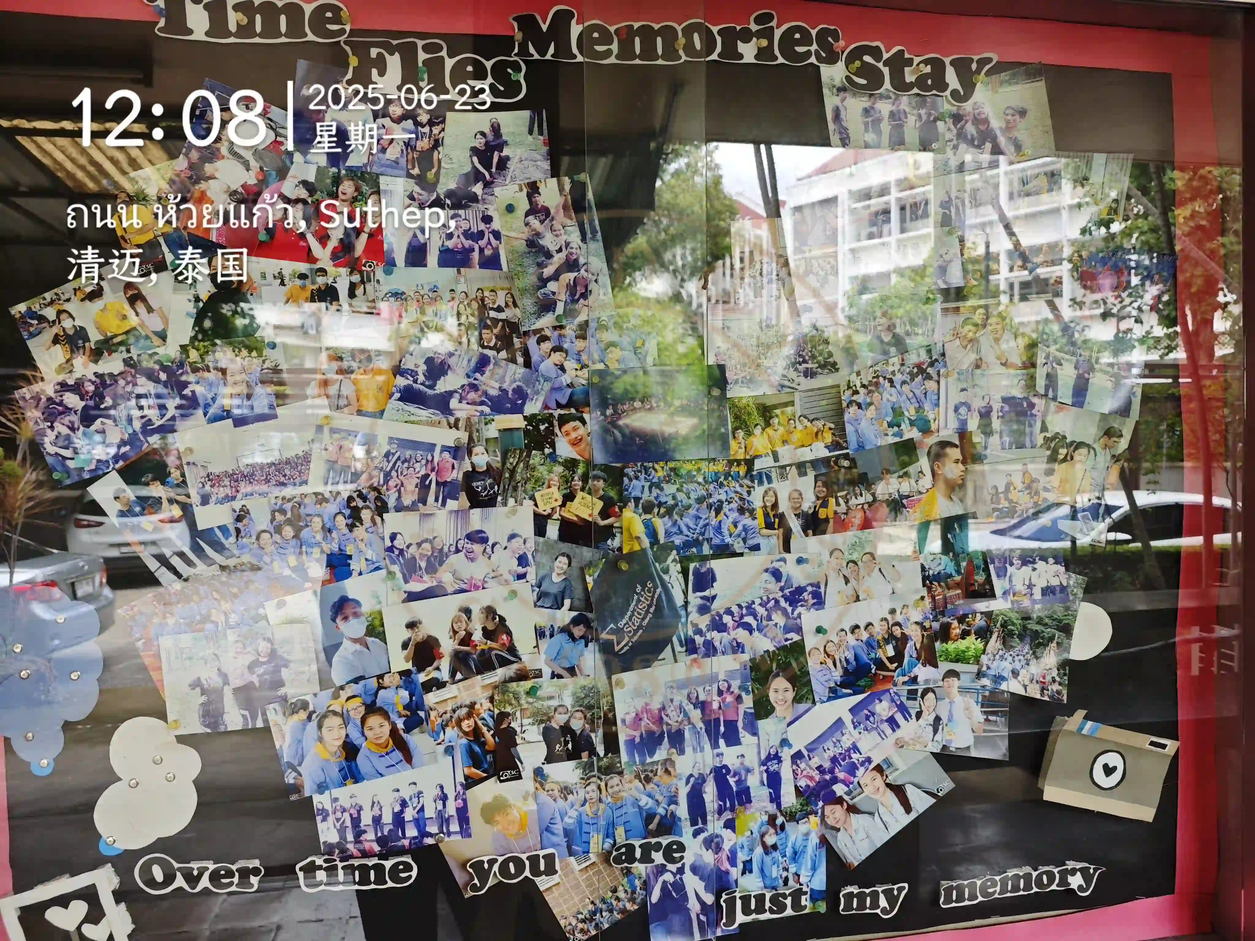 <h2 class='text-xl text-white'></h2>