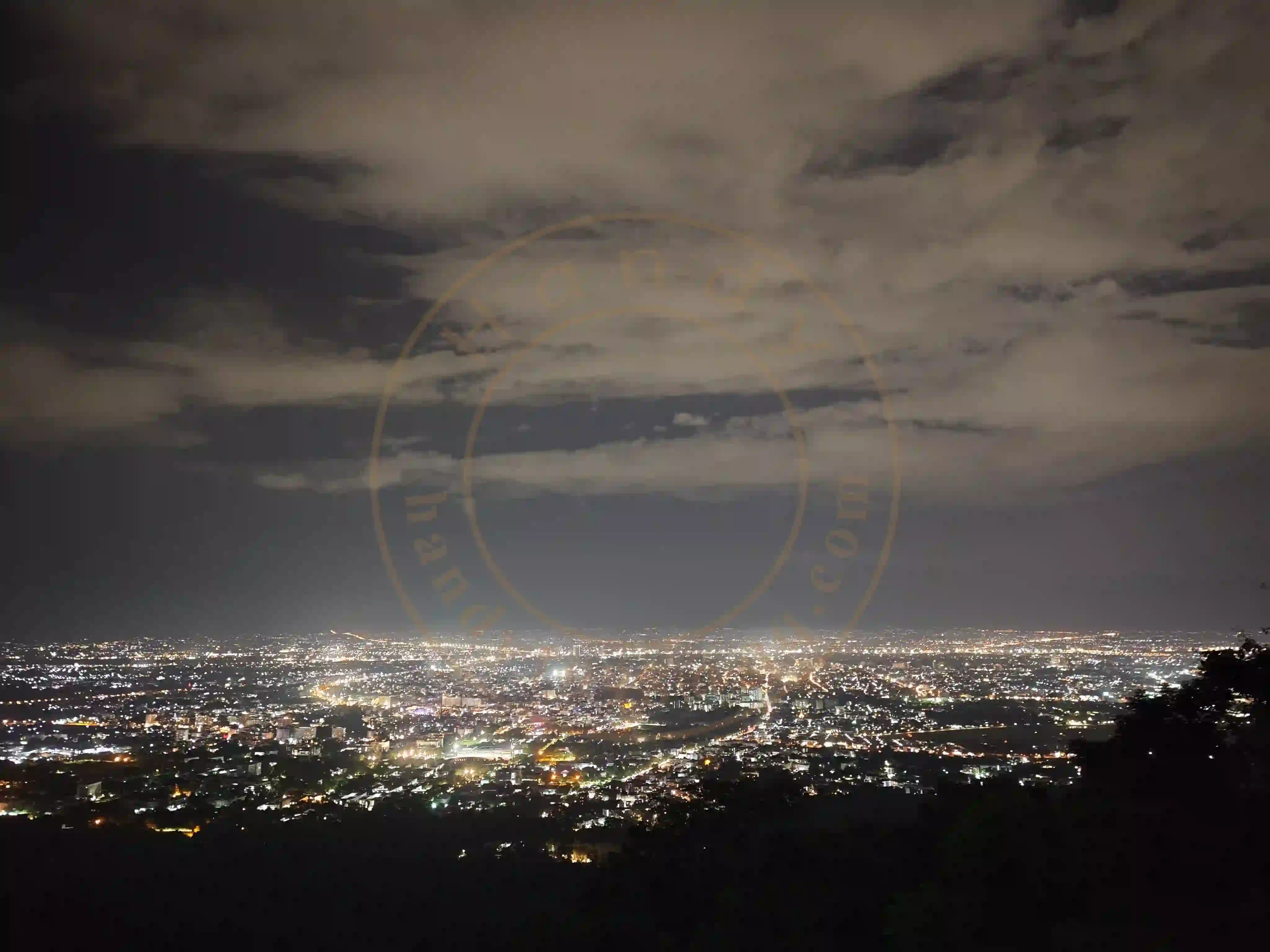 <h2 class='text-xl text-white'></h2>