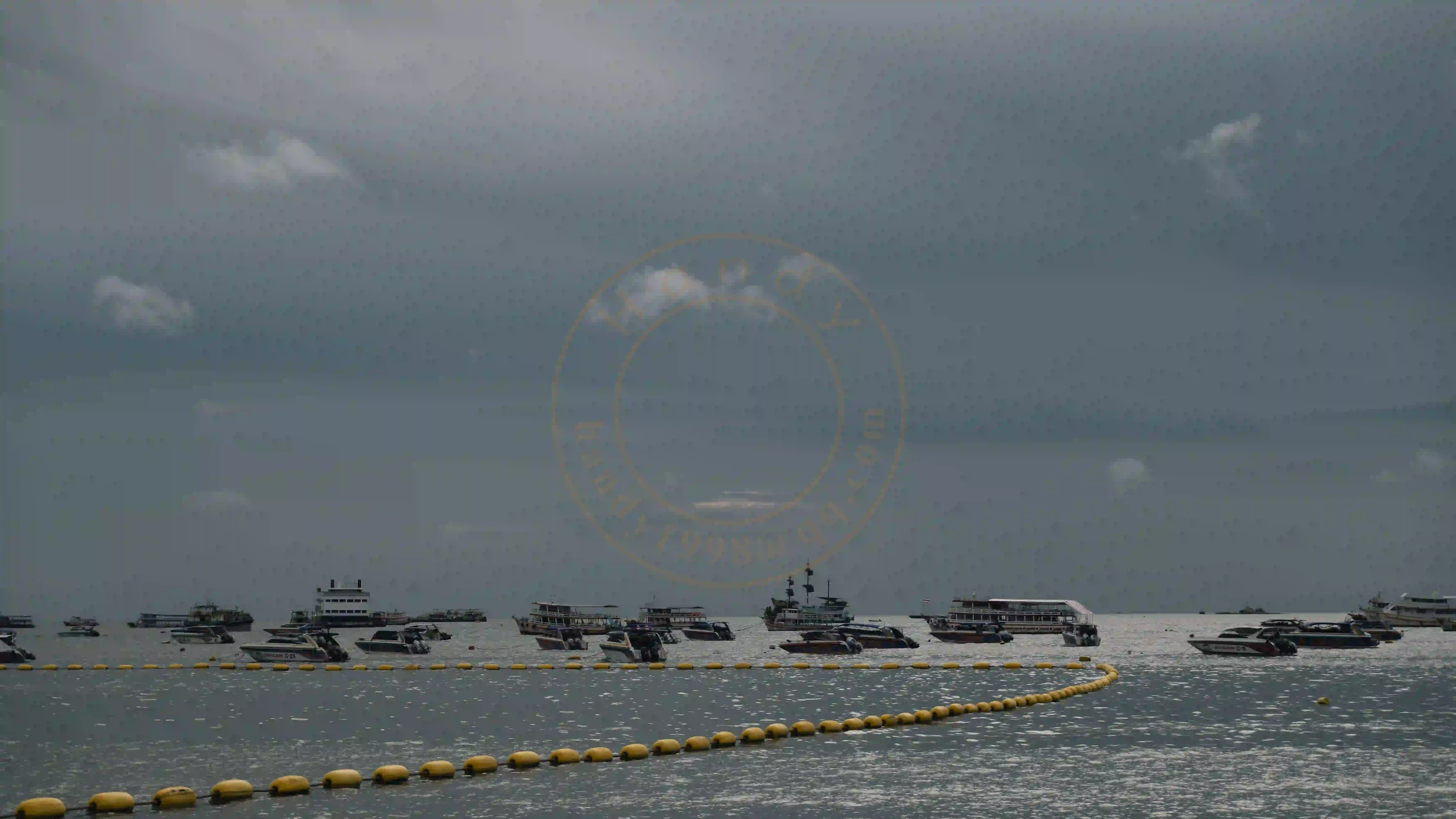 <h2 class='text-xl text-white'></h2>