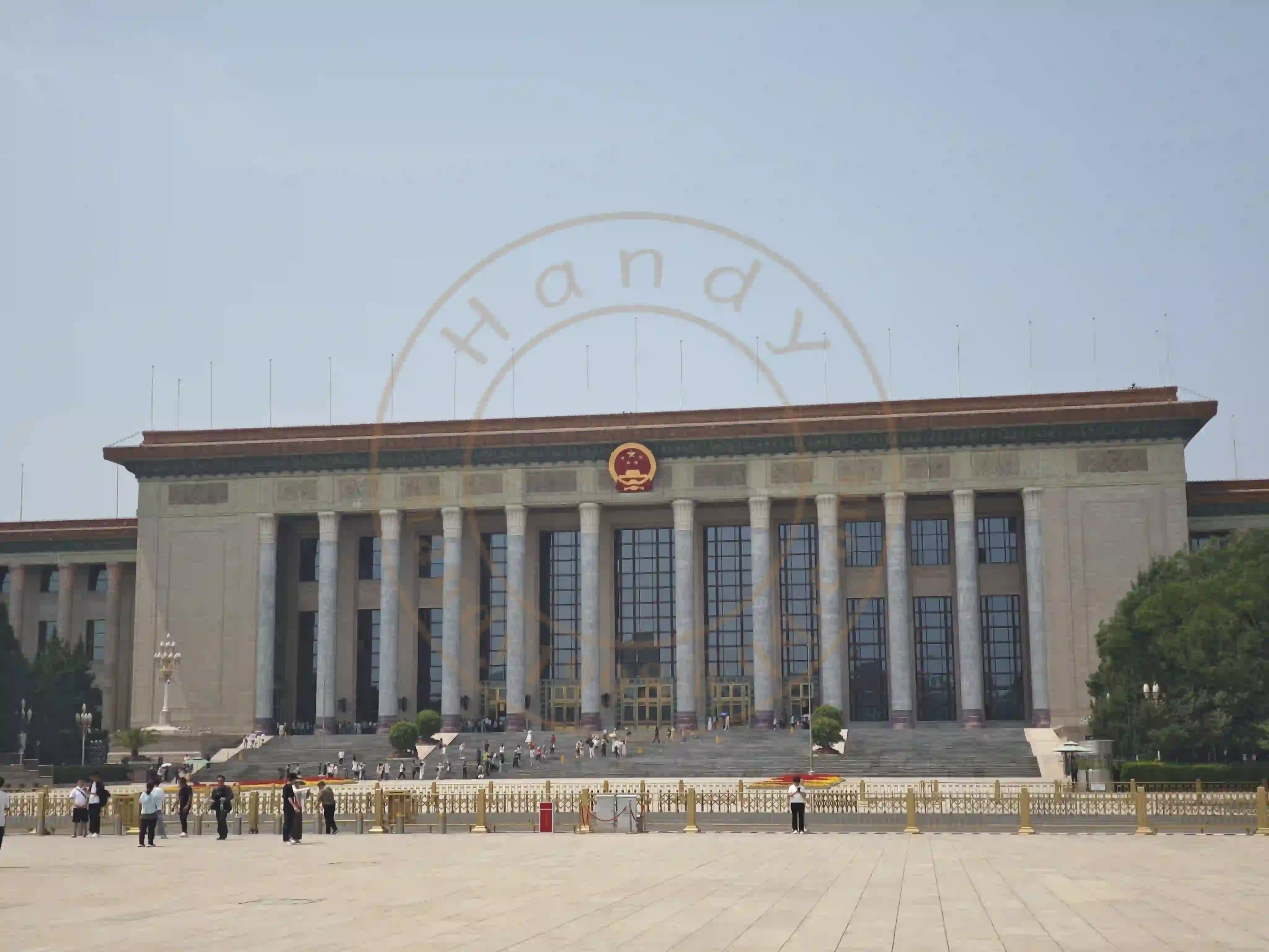 <h2 class='text-xl text-white'></h2>