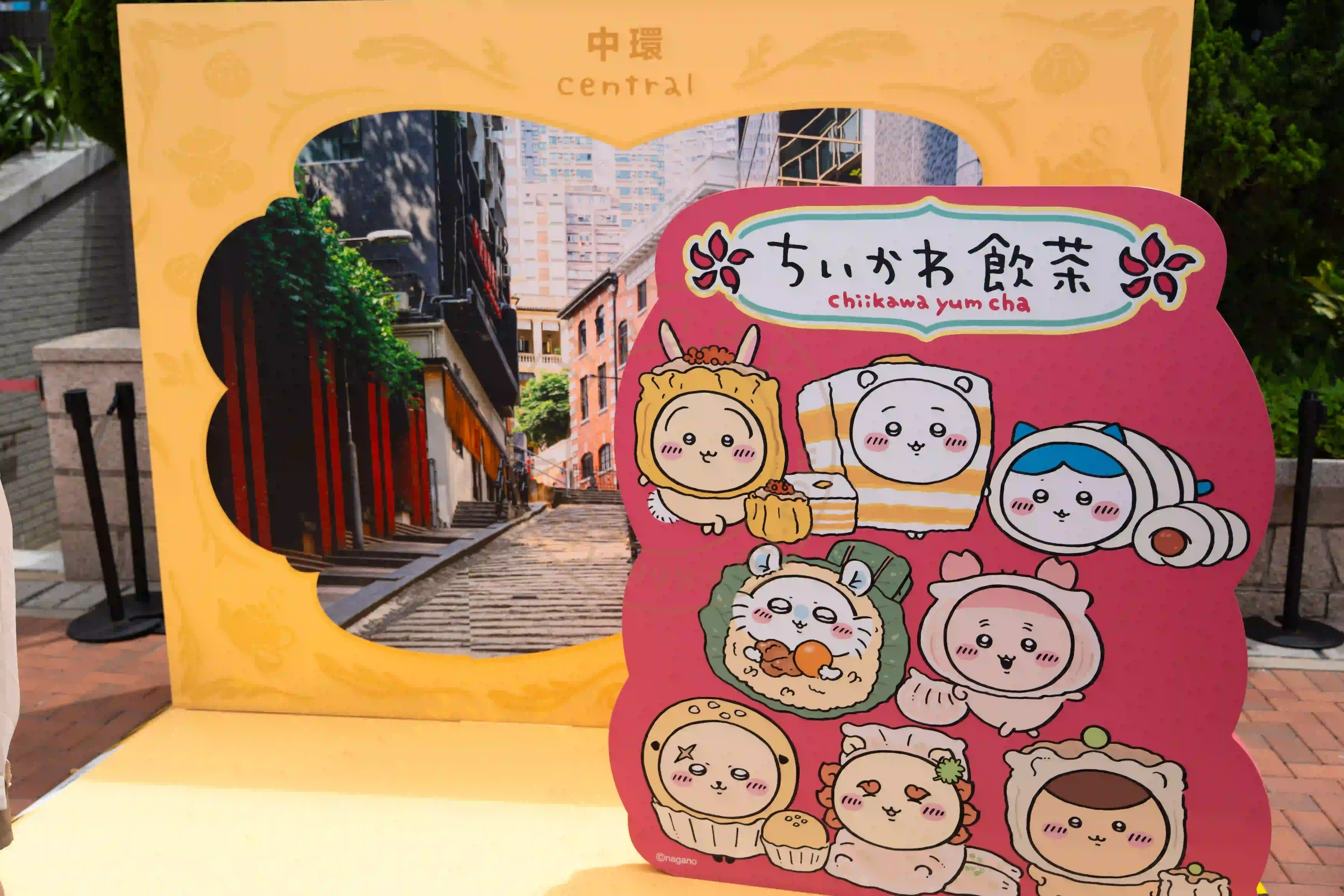 <h2 class='text-xl text-white'></h2>