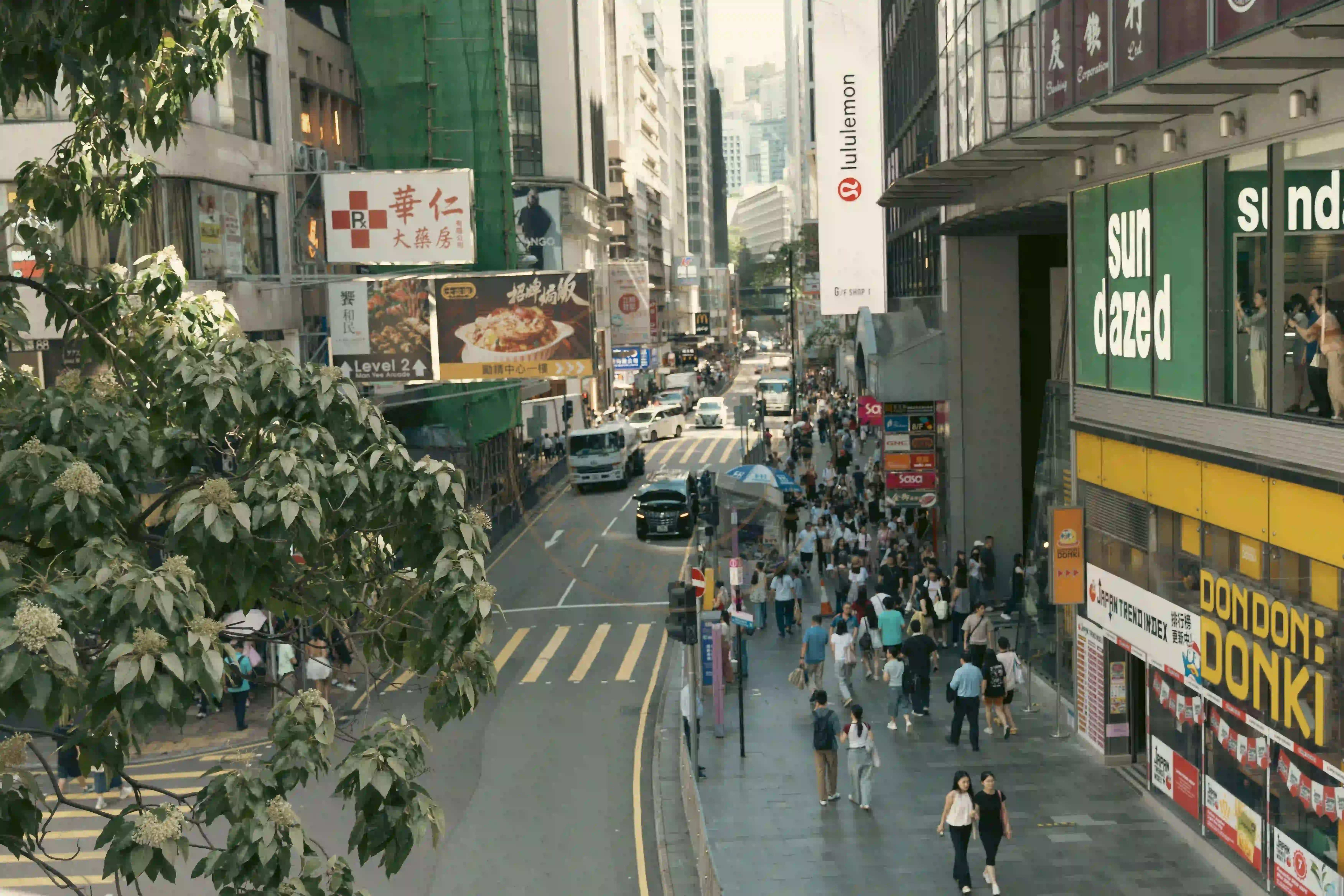 <h2 class='text-xl text-white'></h2>