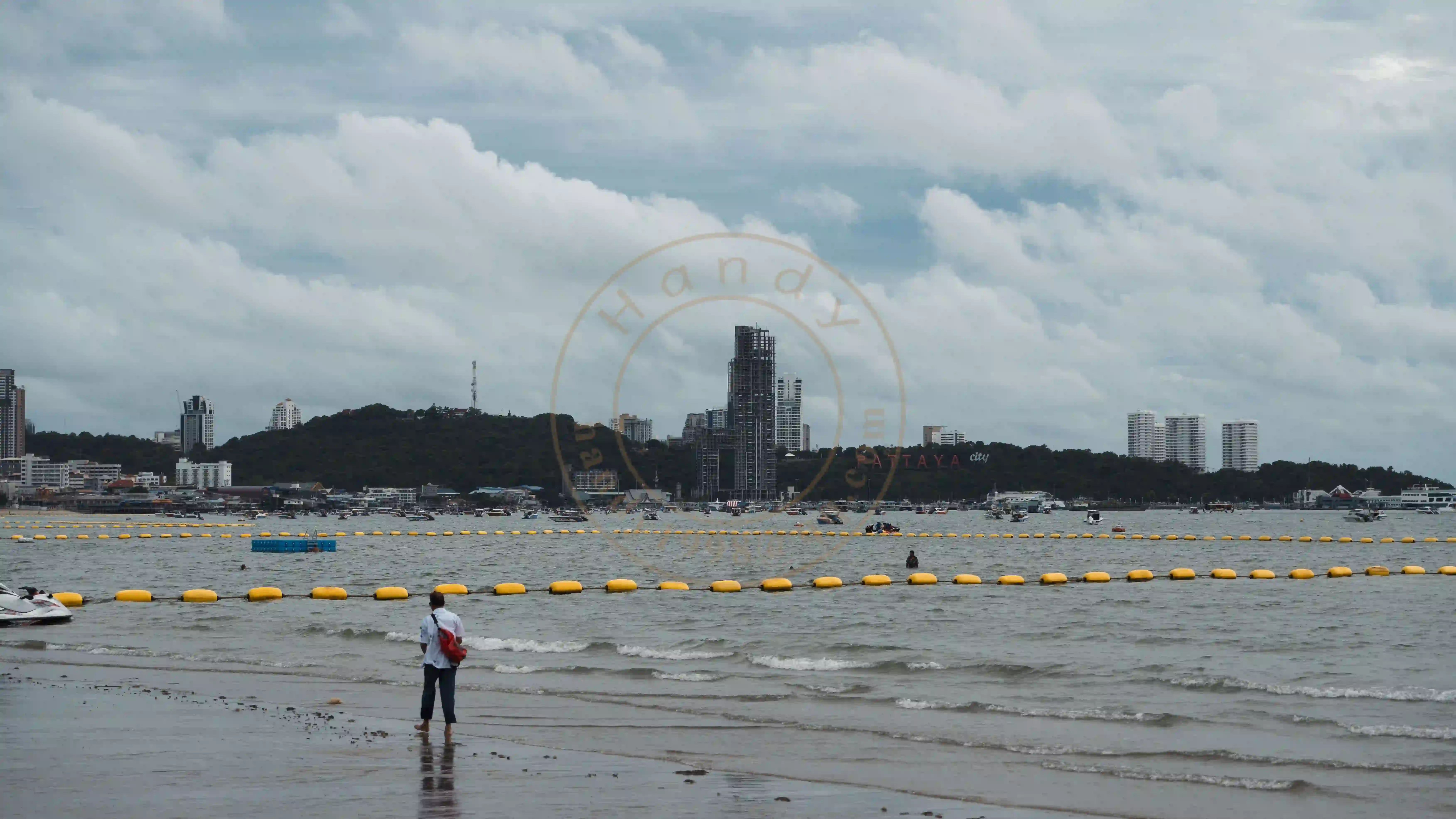 <h2 class='text-xl text-white'></h2>