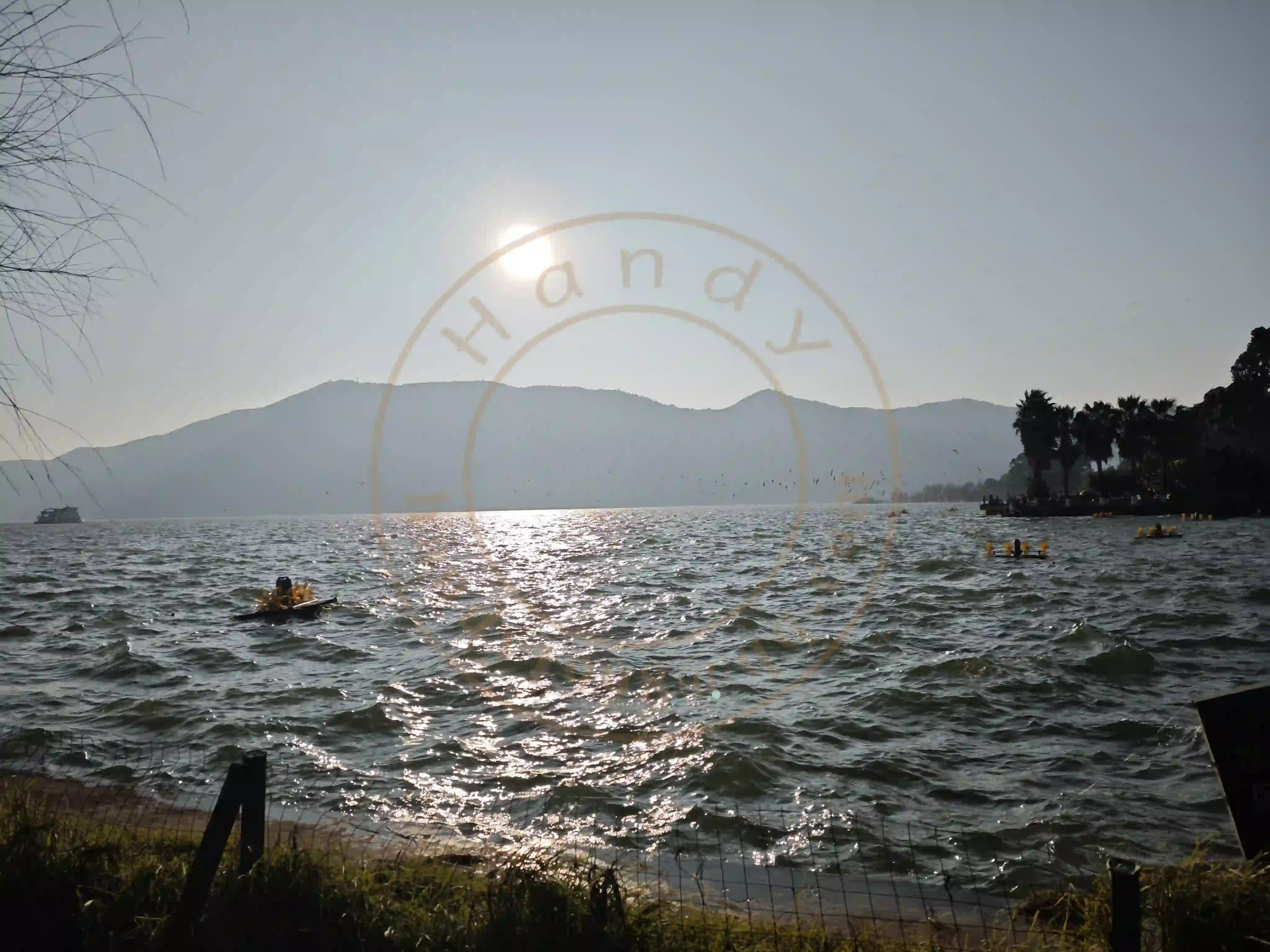 <h2 class='text-xl text-white'></h2>