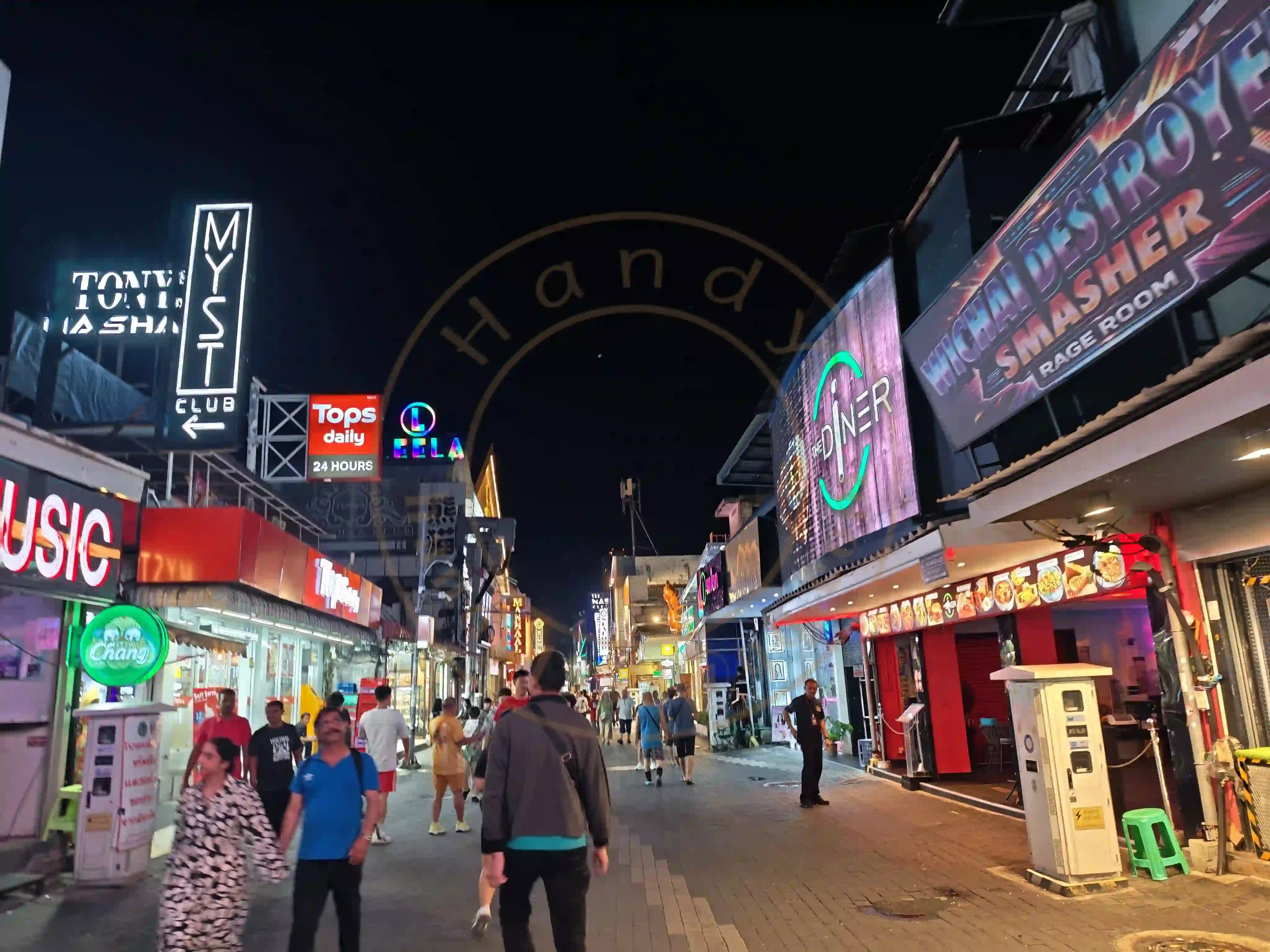 <h2 class='text-xl text-white'></h2>