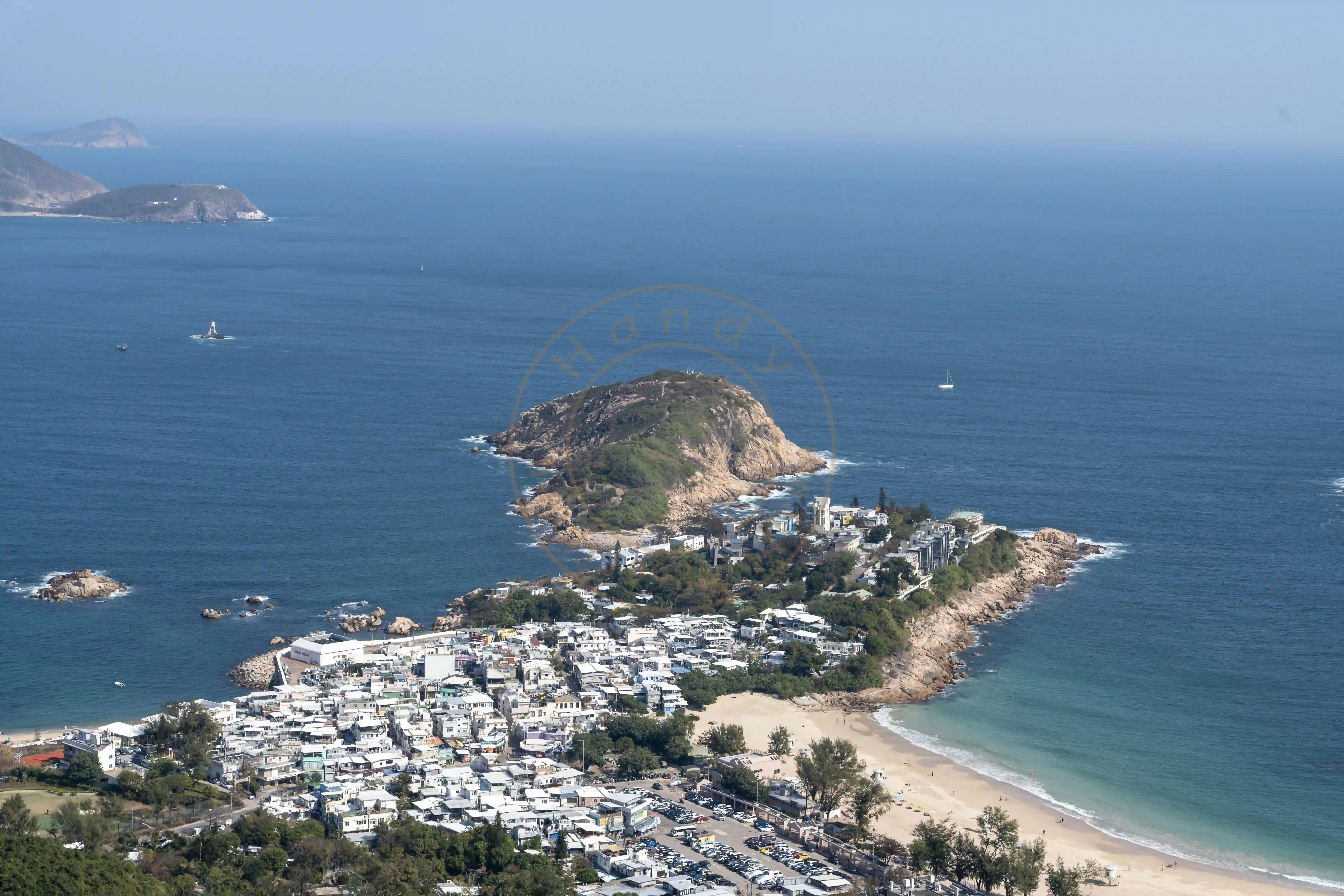 <h2 class='text-xl text-white'></h2>